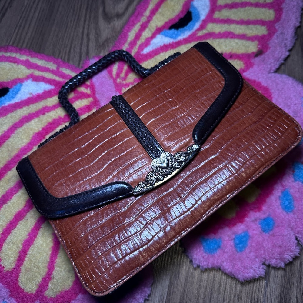 Brown Vintage heart shaped buckle side bag